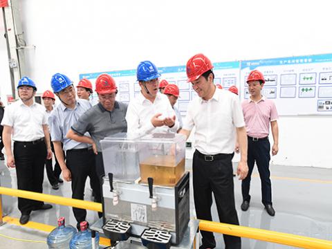 市委书记潘早云深入9001cc金沙以诚为本集团开展清静生产检查